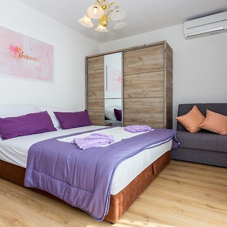 אומיס Apartments Iva Brstilo מראה חיצוני תמונה